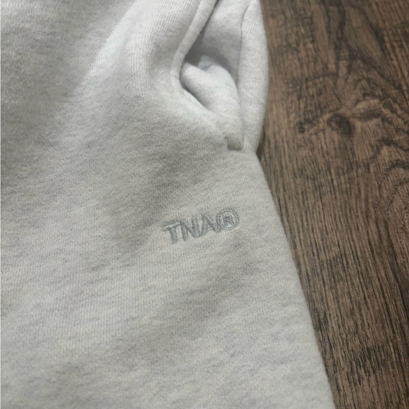 aritzia tna jogger sweatpants in heather cloud white - Picture 7 of 7